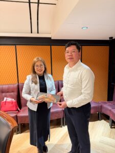 STRENGTHENING CONNECTIONS AND ADVANCING AUSTRALIA–VIETNAM COLLABORATION UBND HCM 1